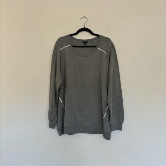 Torrid Size 3X Ultra Soft Fleece Crew Neck Trim Detail Sweatshirt - Picture 3 of 7